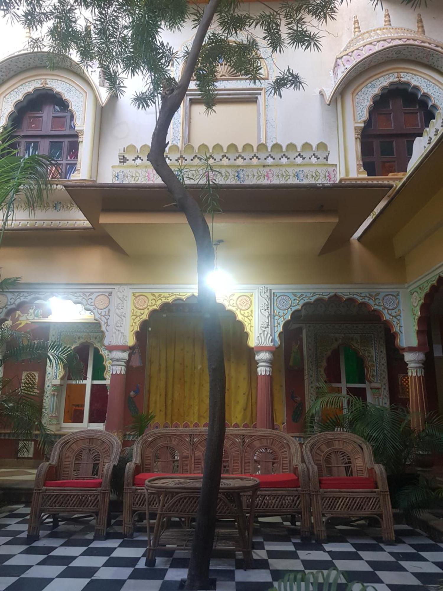 Sureli Haveli Lejlighed Jaipur Værelse billede