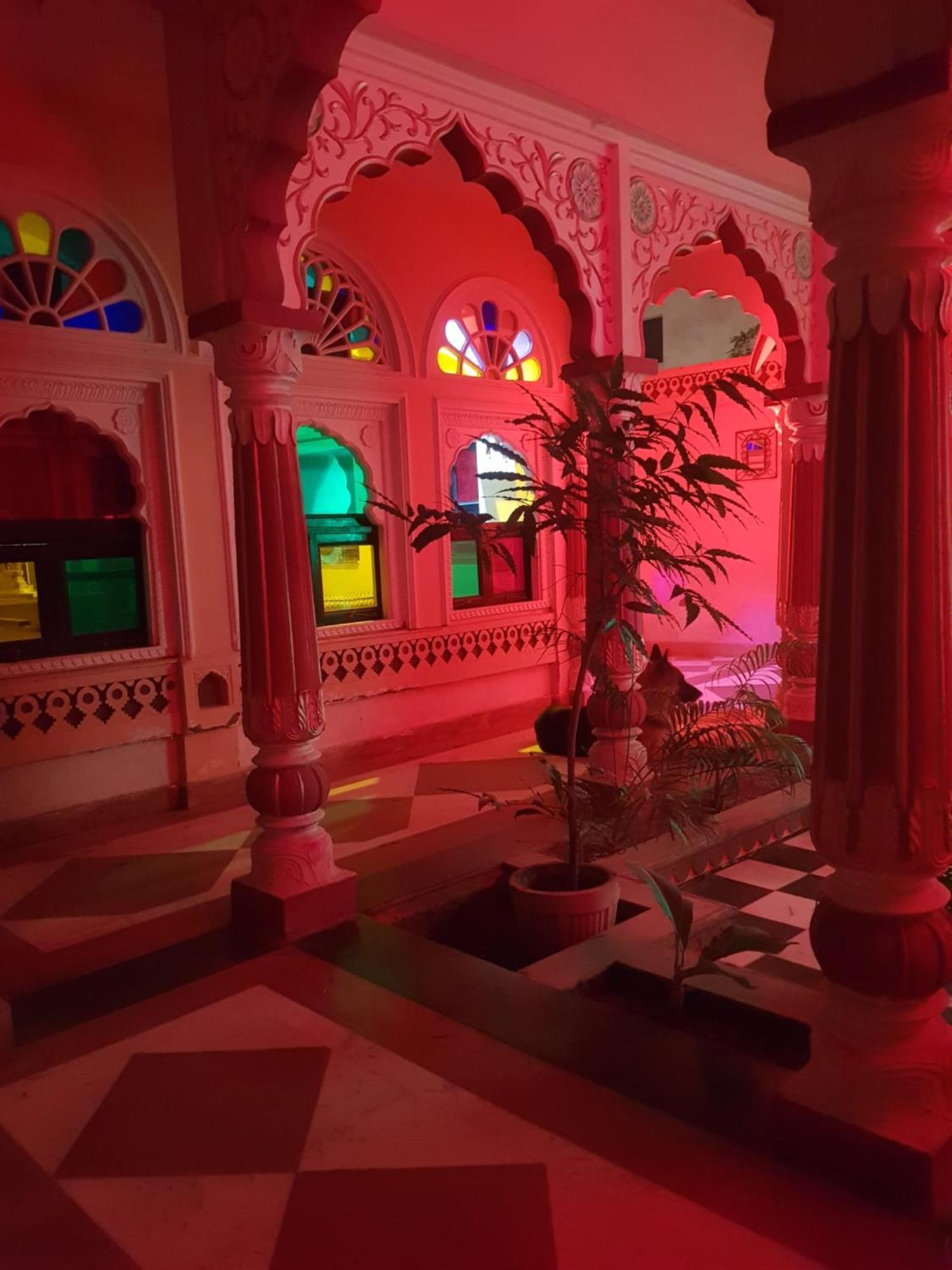 Sureli Haveli Lejlighed Jaipur Værelse billede